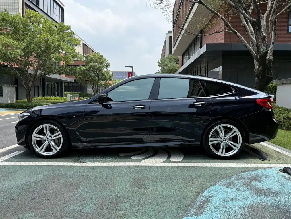 BMW 6 GT 2018 640i xDrive M Sport