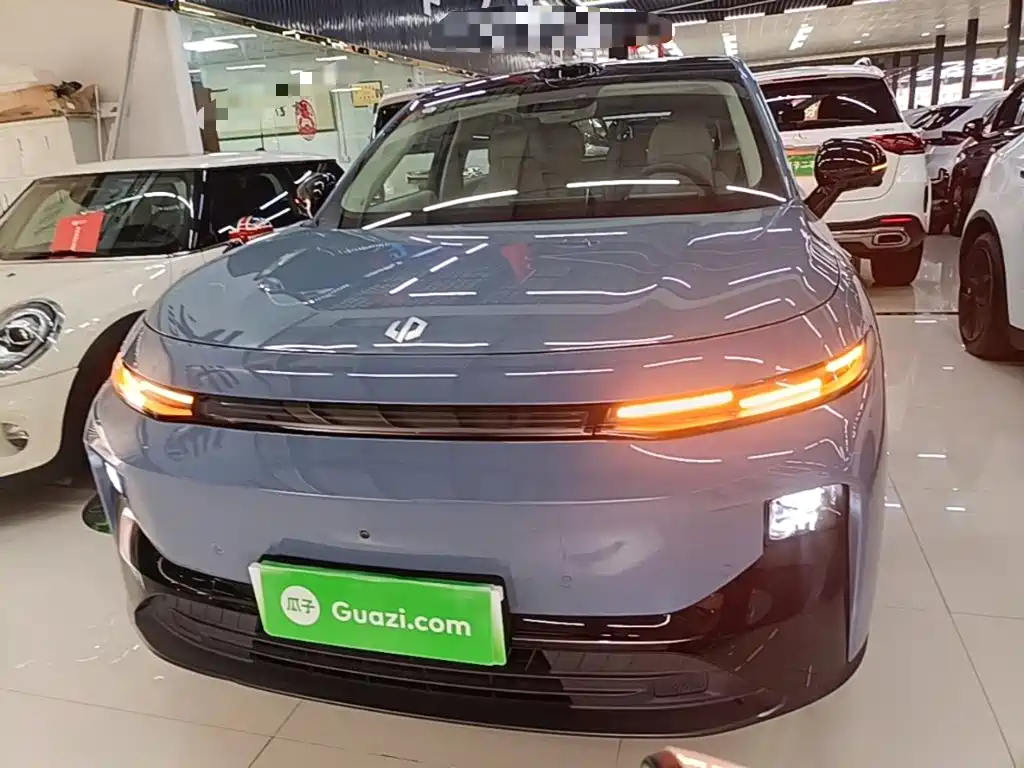 Leapmotor Leapmotor B10 — миниатюра 3