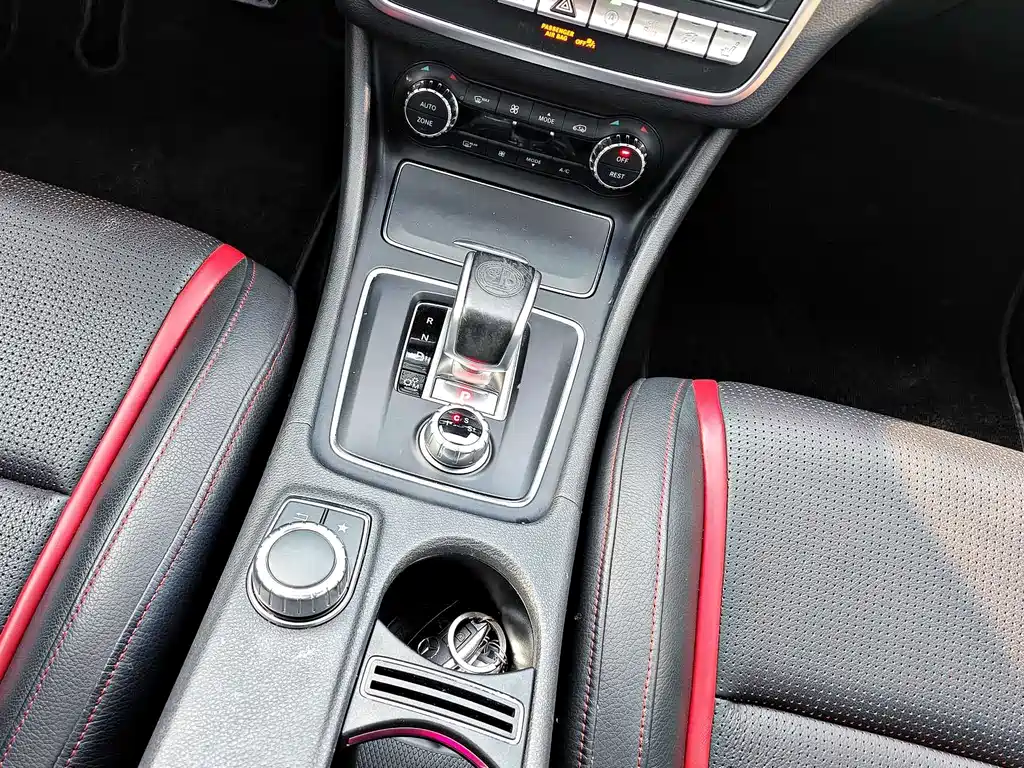 Mercedes-Benz CLA AMG — миниатюра 4