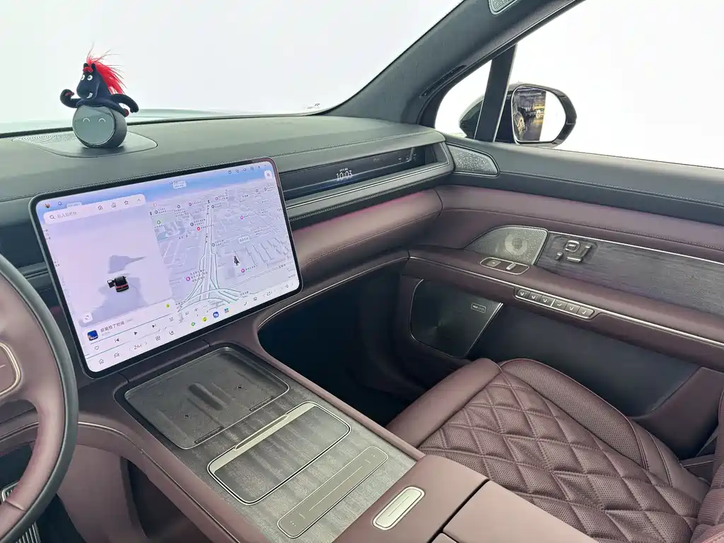 NIO ES8 2026 мест Executive Luxury