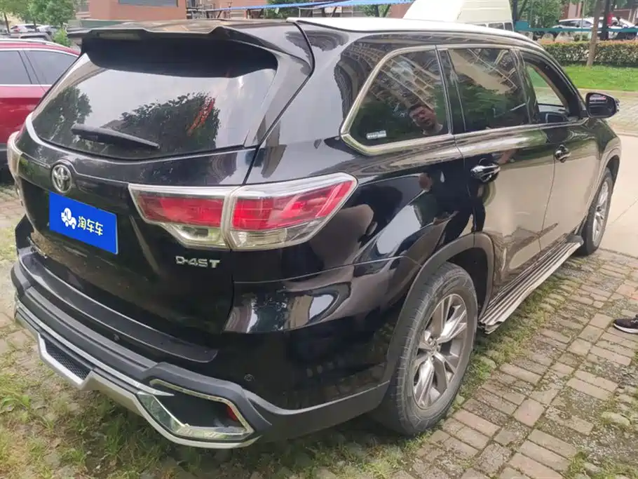 Toyota Highlander 2017 2.0T Elite 5 мест