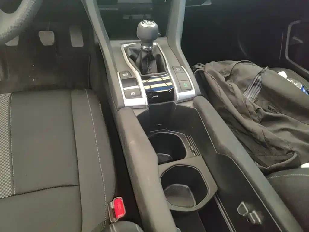 Honda Civic — миниатюра 14