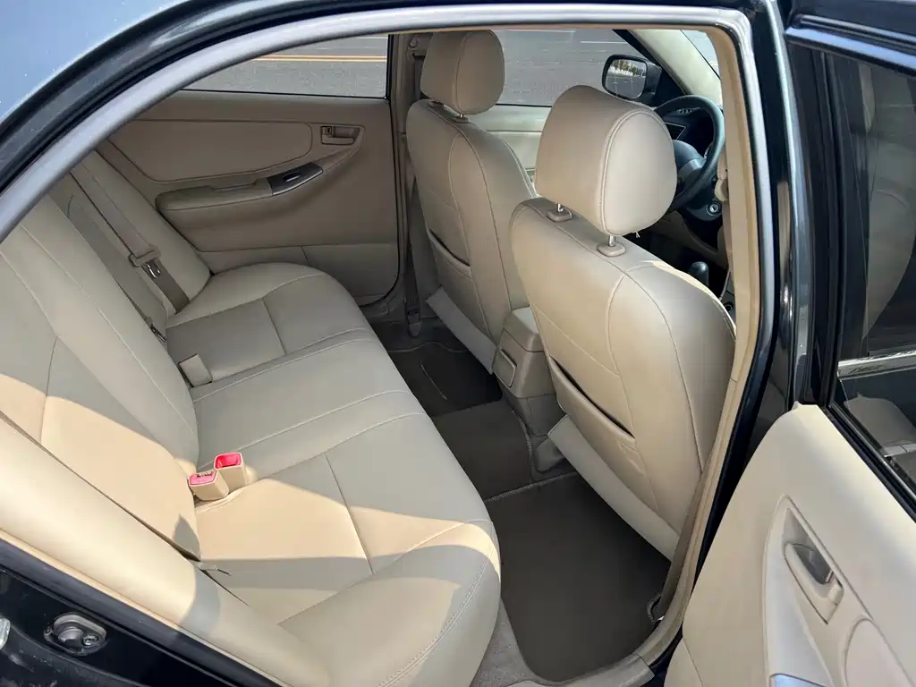 Toyota Corolla — миниатюра 14