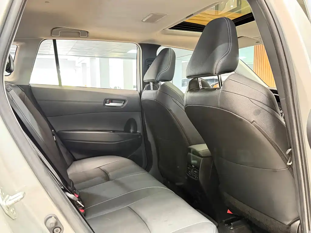 Toyota Frontlander — миниатюра 12