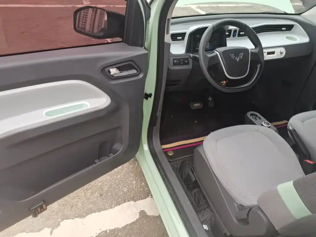 Wuling MINIEV — миниатюра 16