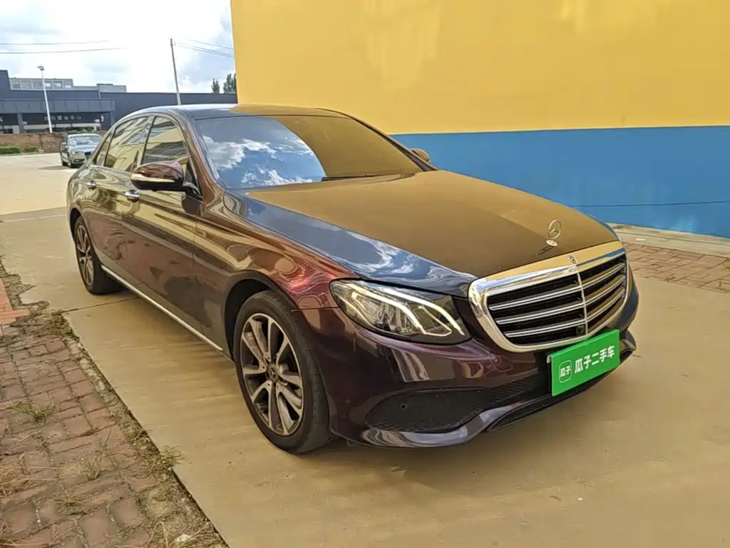 Mercedes-Benz E-Class — миниатюра 4