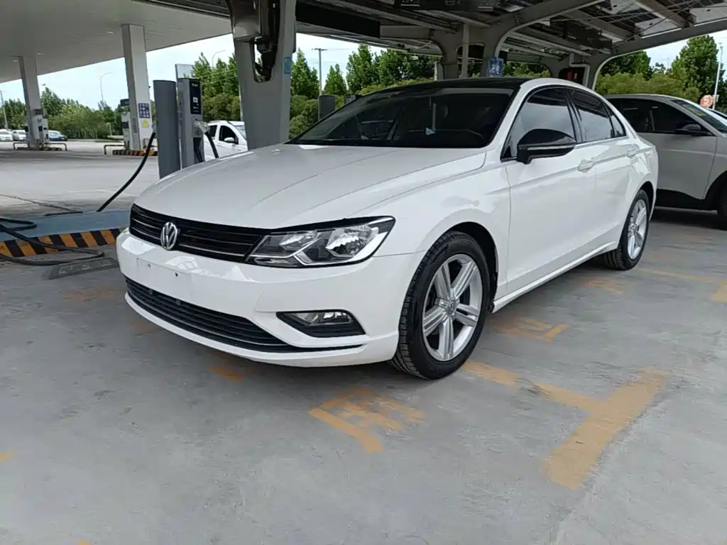 Volkswagen Lamando 2015 280TSI DSG Comfort