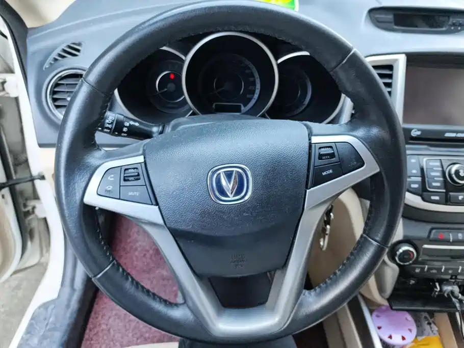 Changan Eado — миниатюра 15