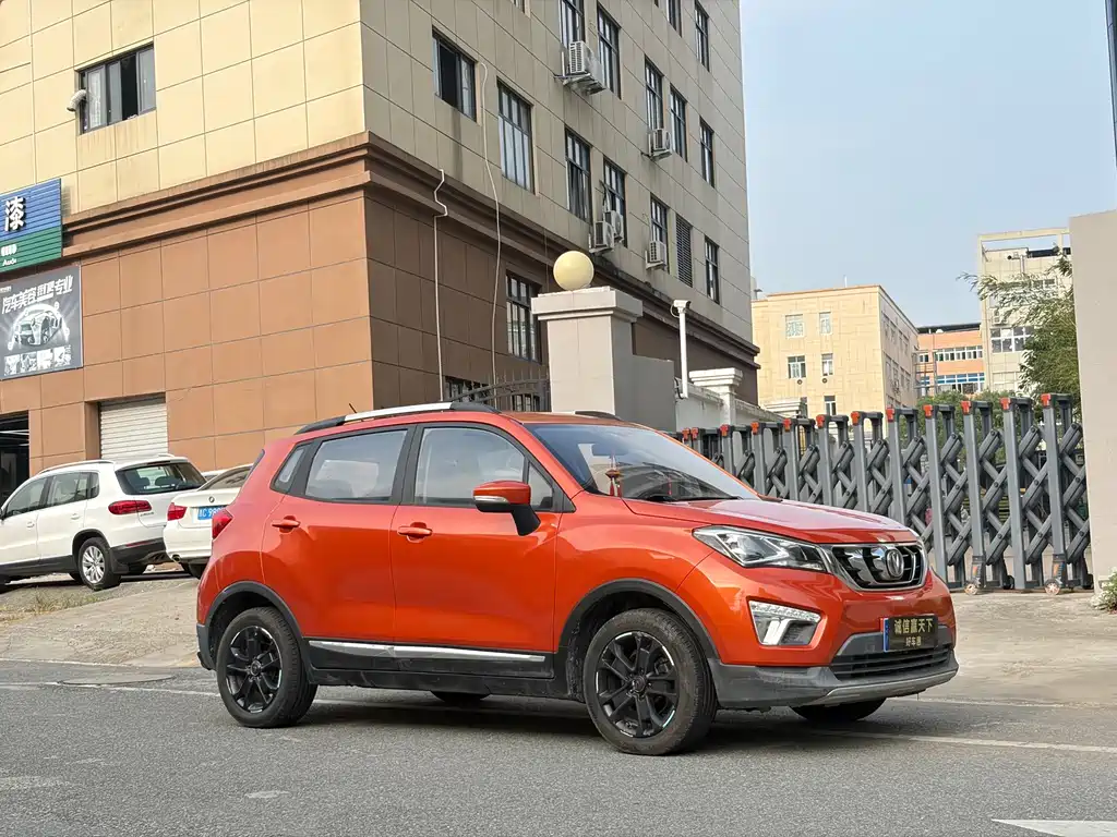 Changan CS15 — миниатюра 3