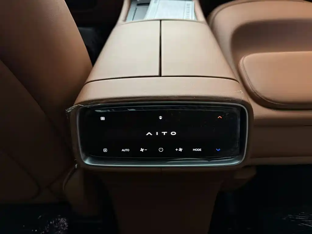 AITO AITO M9 — миниатюра 23