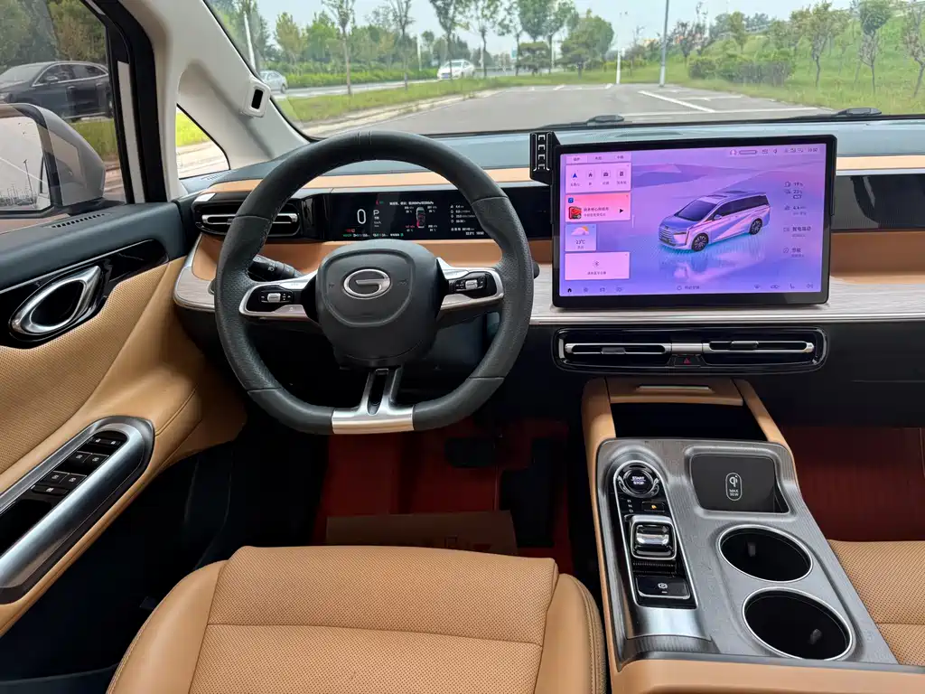 GAC Motor Trumpchi E8 PHEV — миниатюра 17