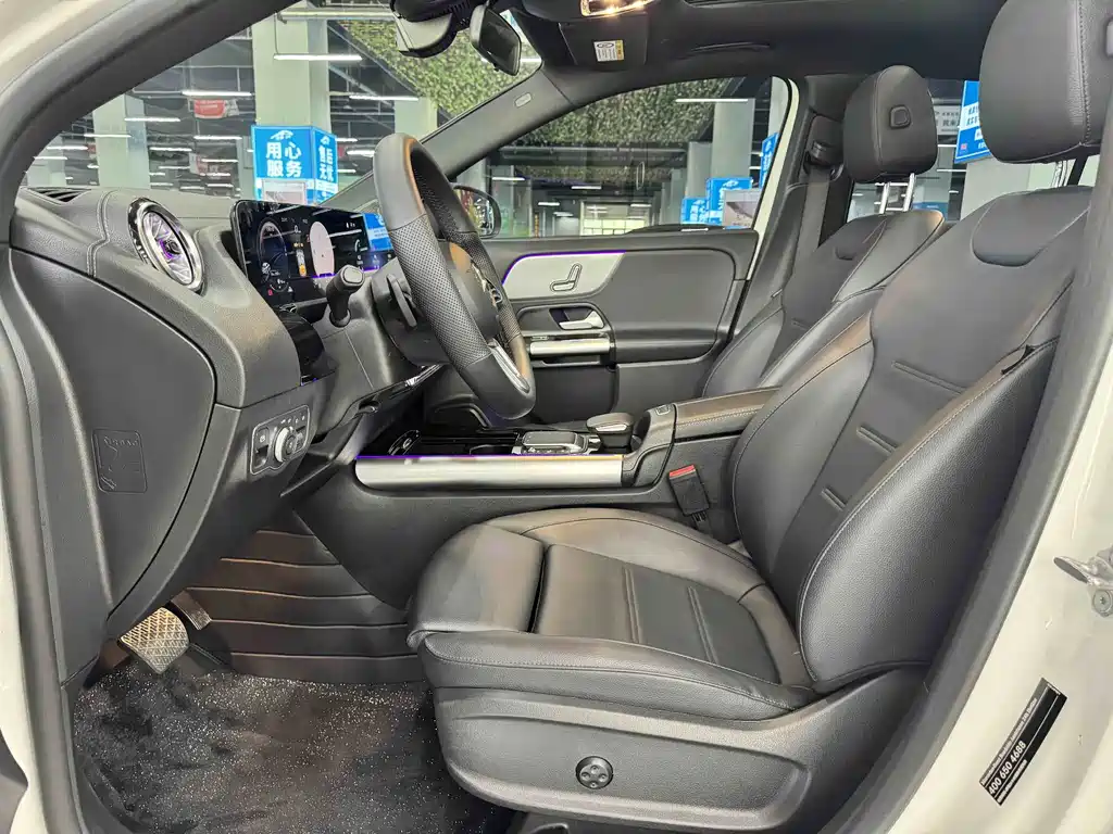 Mercedes-Benz GLA — миниатюра 6