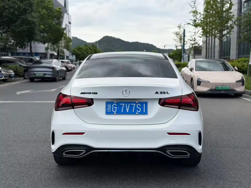 Mercedes-Benz A-Class — миниатюра 14