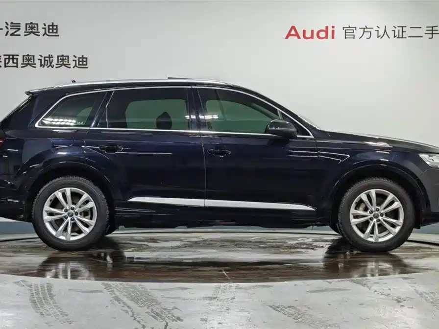 Audi Q7 2019 55 TFSI