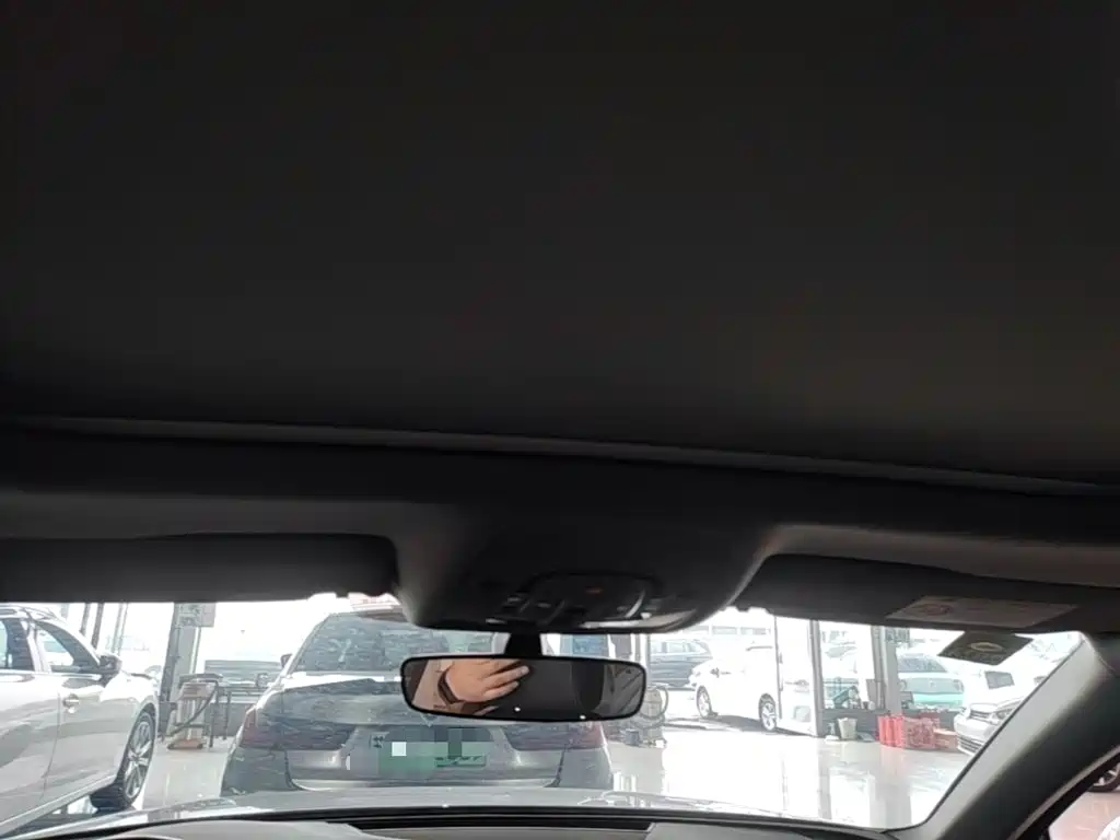 Audi A4L — миниатюра 18