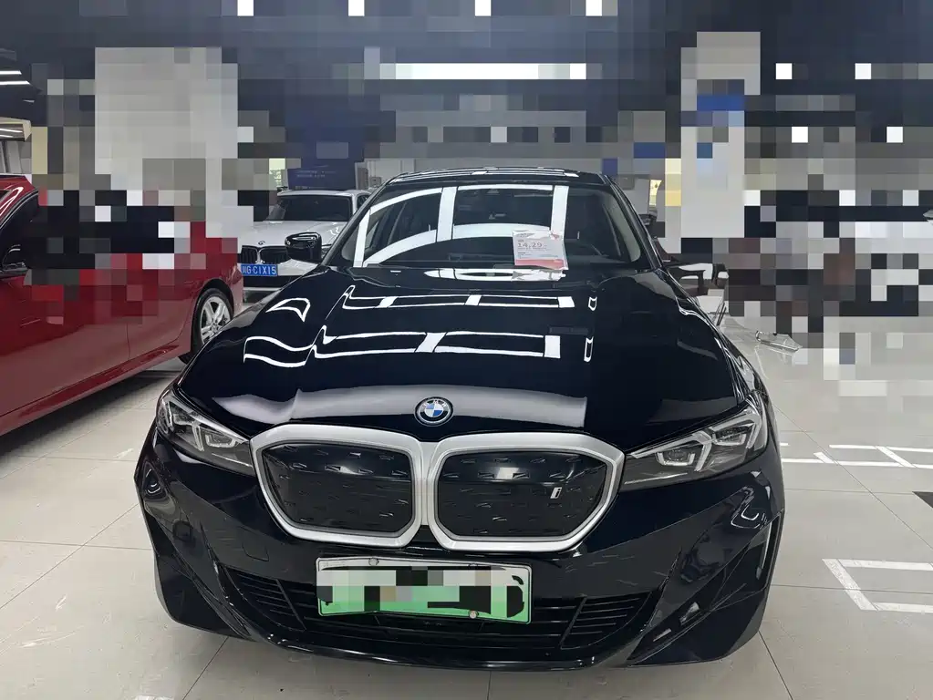 BMW i3 2022 eDrive 35 L