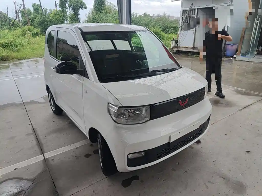 Wuling MINIEV — миниатюра 4