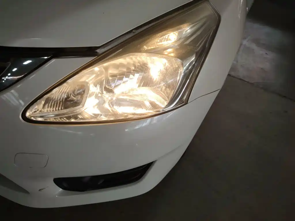 Nissan Tiida — миниатюра 24