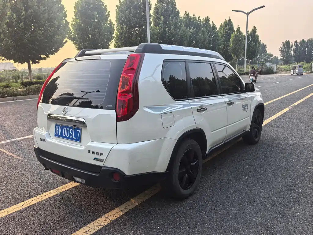 Nissan X-Trail — миниатюра 11