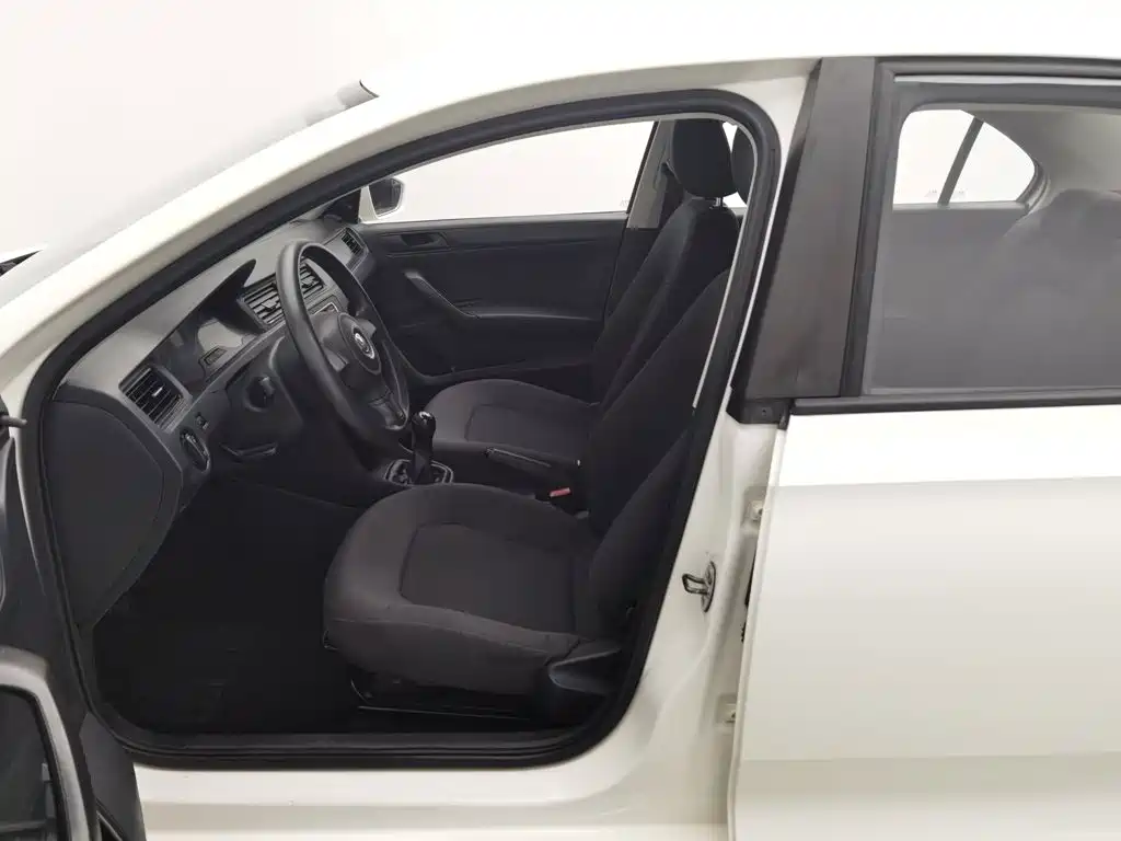 Volkswagen Santana — миниатюра 10