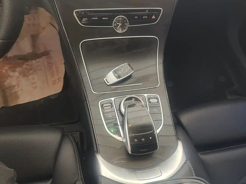 Mercedes-Benz C-Class — миниатюра 14