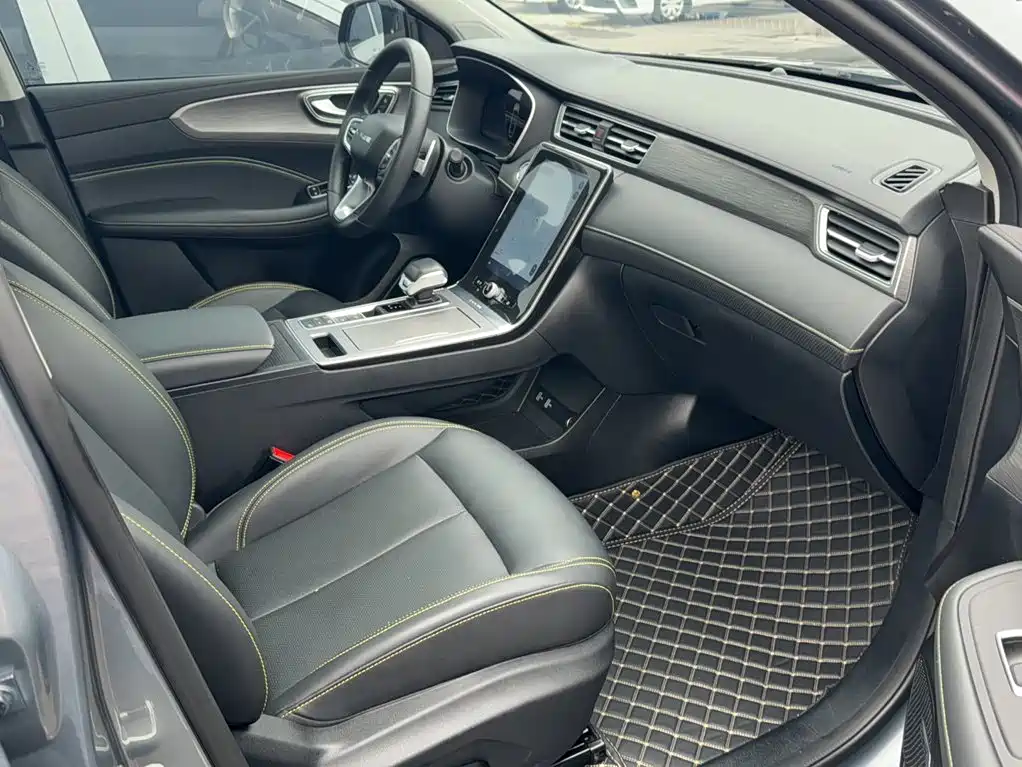 Roewe RX5 New Energy — миниатюра 8