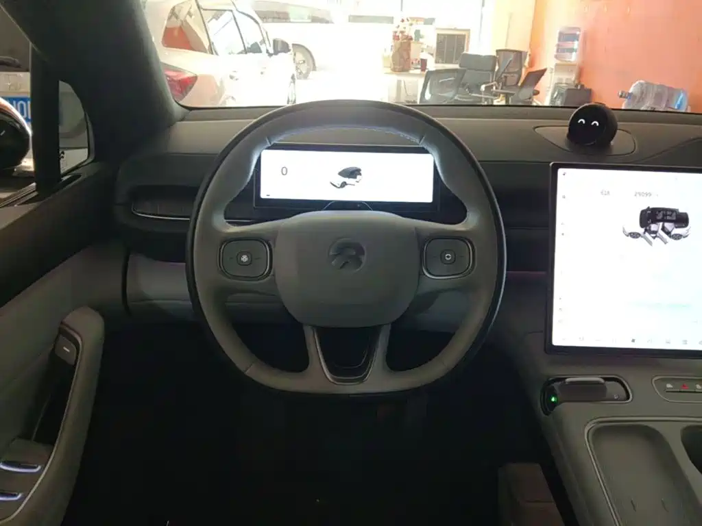 NIO ES6 — миниатюра 11