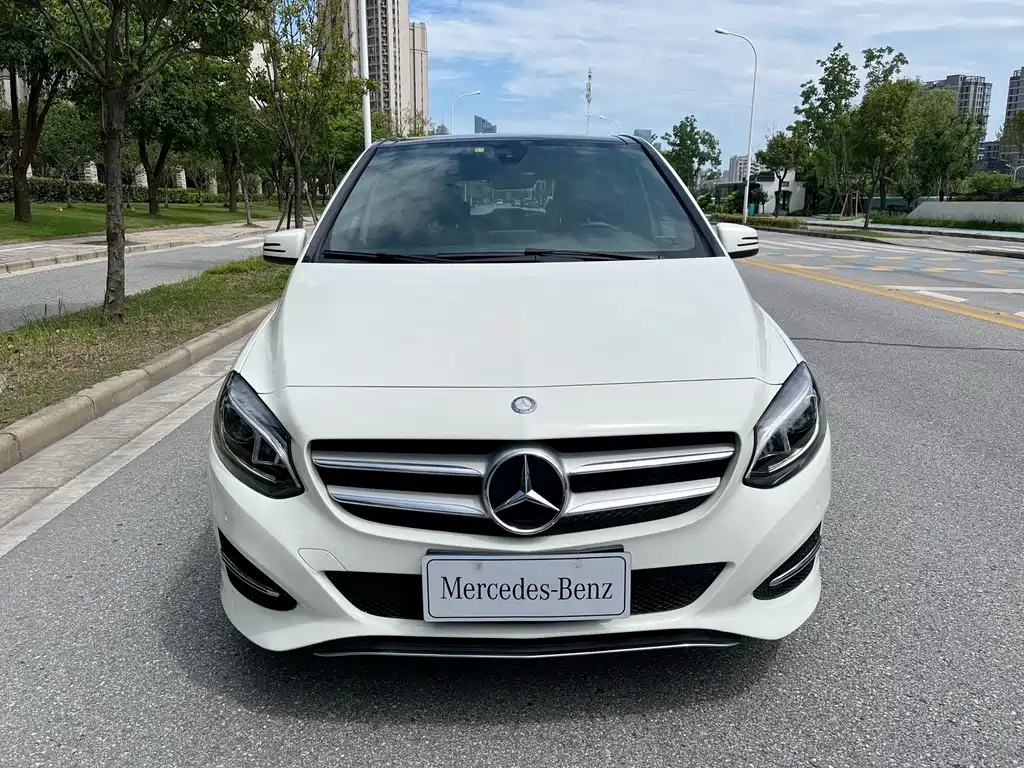 Mercedes-Benz B-Class — миниатюра 2