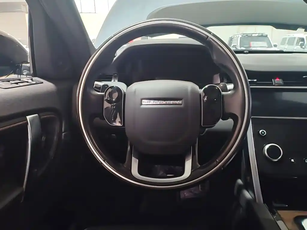 Land Rover Discovery Sport — миниатюра 11