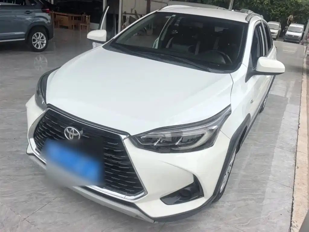Toyota Yaris L 2020