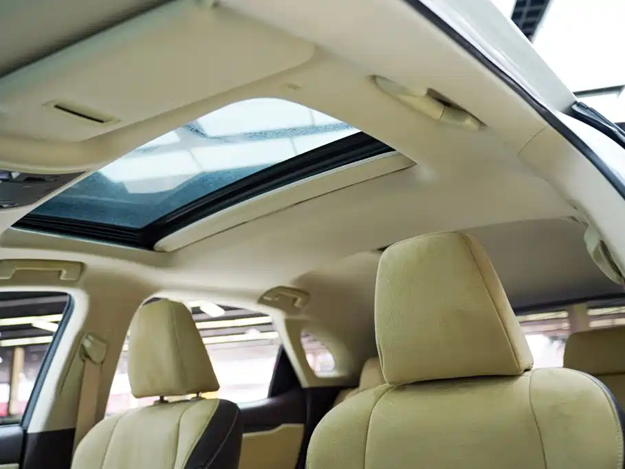 Lexus RX — миниатюра 15