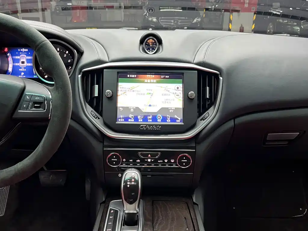 Maserati Ghibli — миниатюра 23