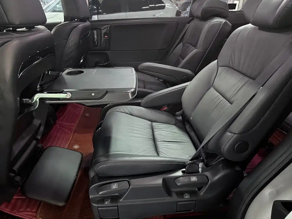Honda Odyssey — миниатюра 9