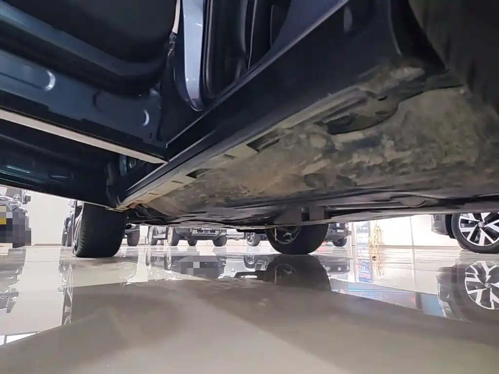 Land Rover Discovery Sport — миниатюра 22