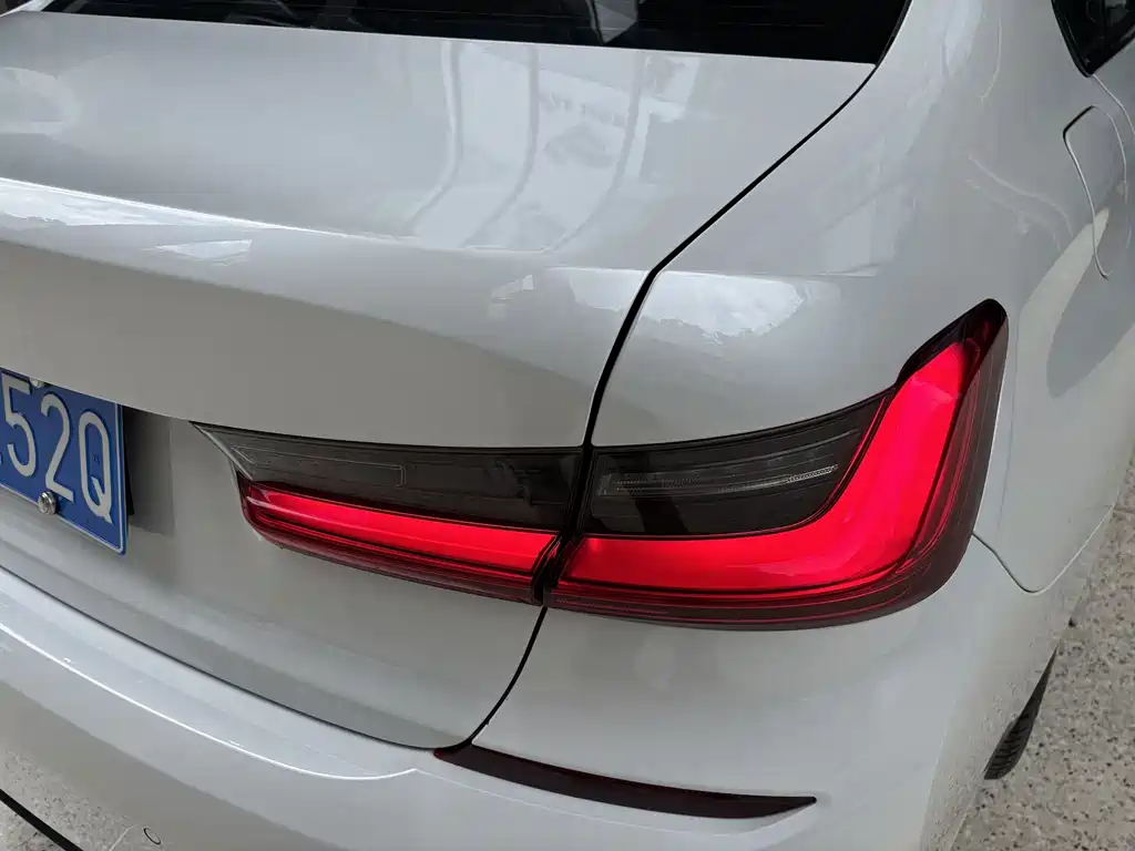 BMW 3 Series — миниатюра 25