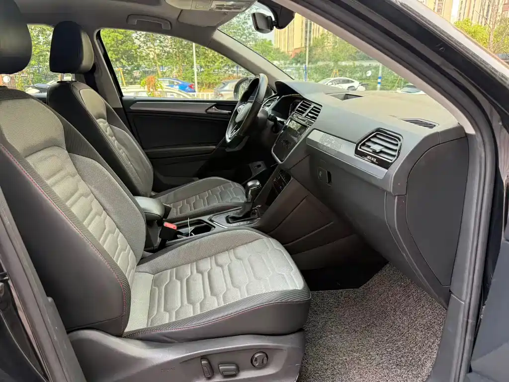 Volkswagen Tiguan X — миниатюра 9