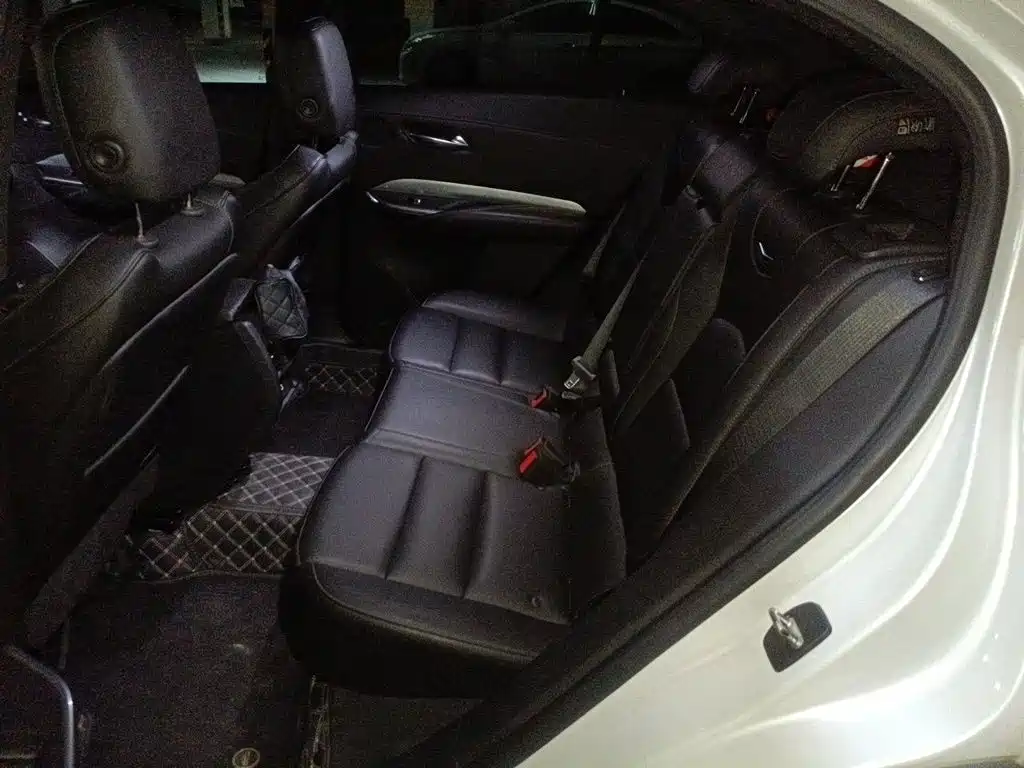 Cadillac XT4 — миниатюра 18