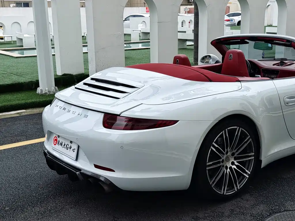 Porsche 911 2015 Carrera Cabriolet 3.4L Style Edition