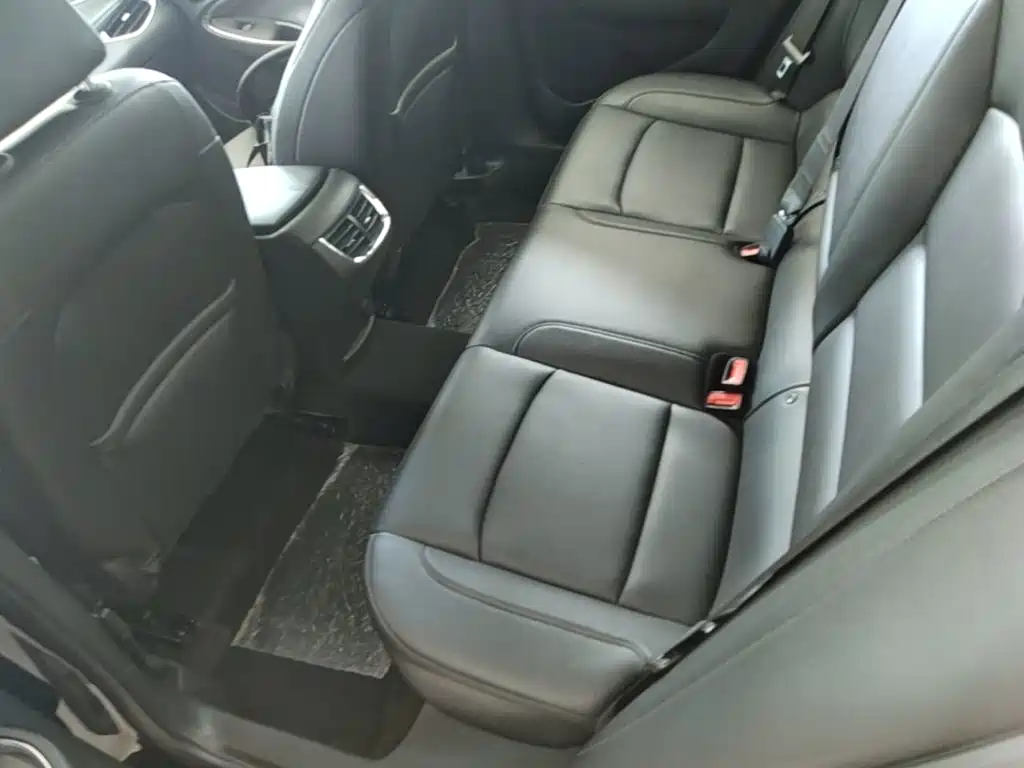 Chevrolet Malibu XL — миниатюра 17