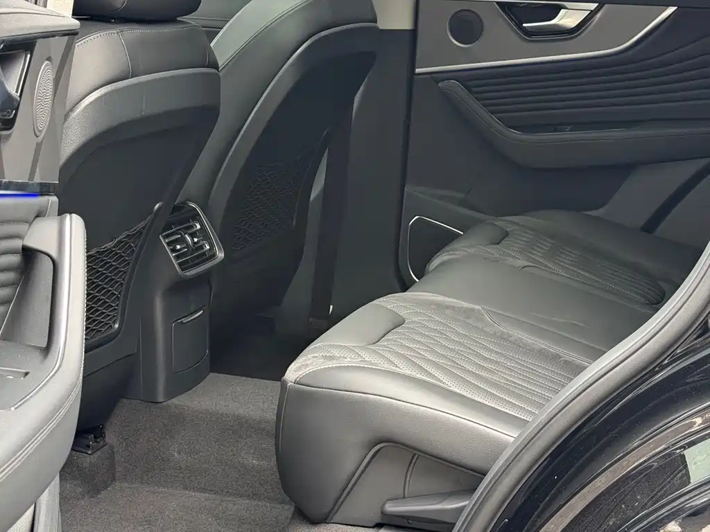 Hongqi Hongqi HS5 — миниатюра 9