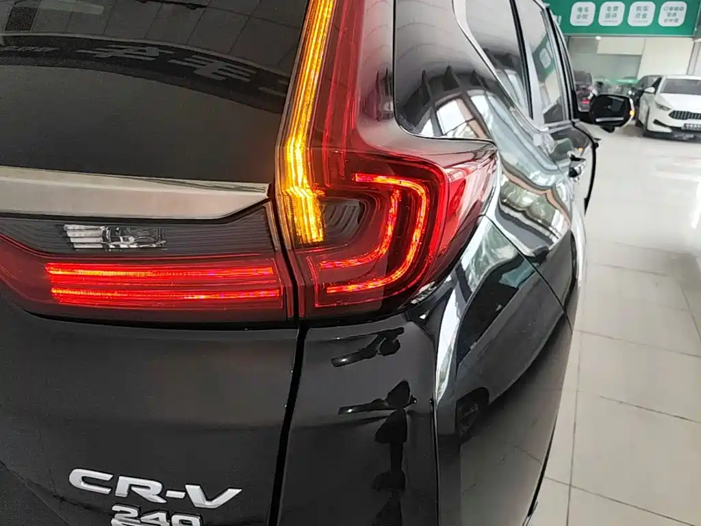 Honda CR-V — миниатюра 8