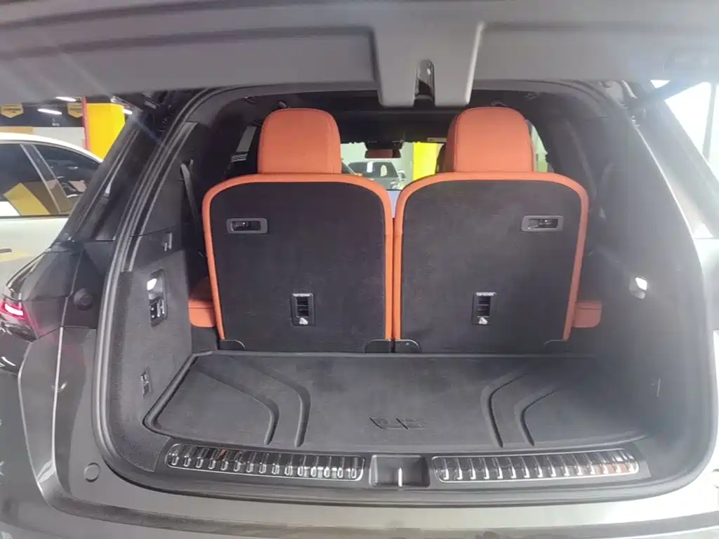 Li Auto Li L8 — миниатюра 19