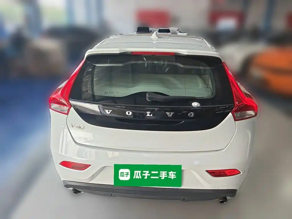 Volvo V40 — миниатюра 8