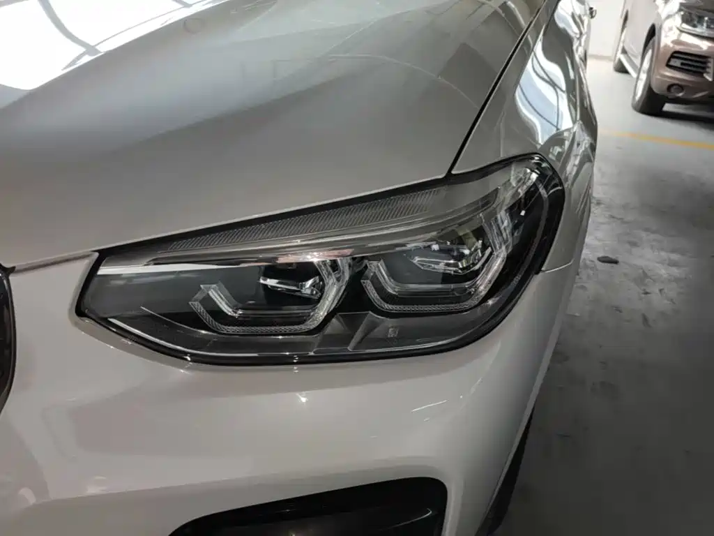 BMW X3 — миниатюра 24