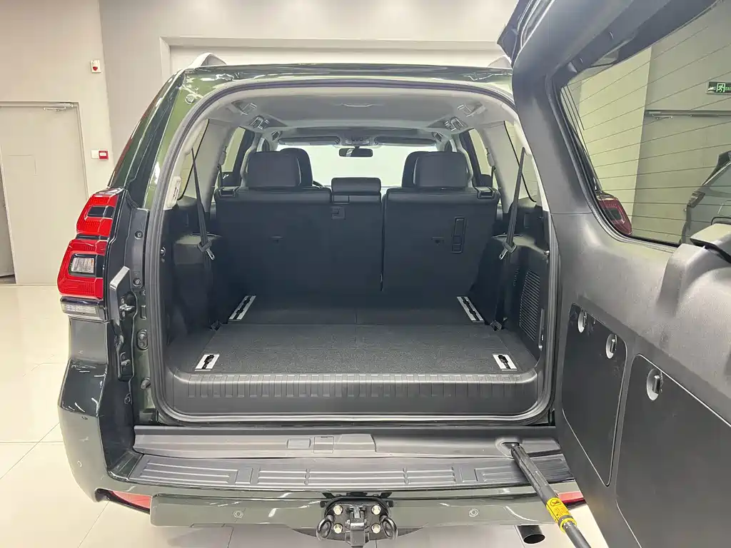 Toyota Prado — миниатюра 5