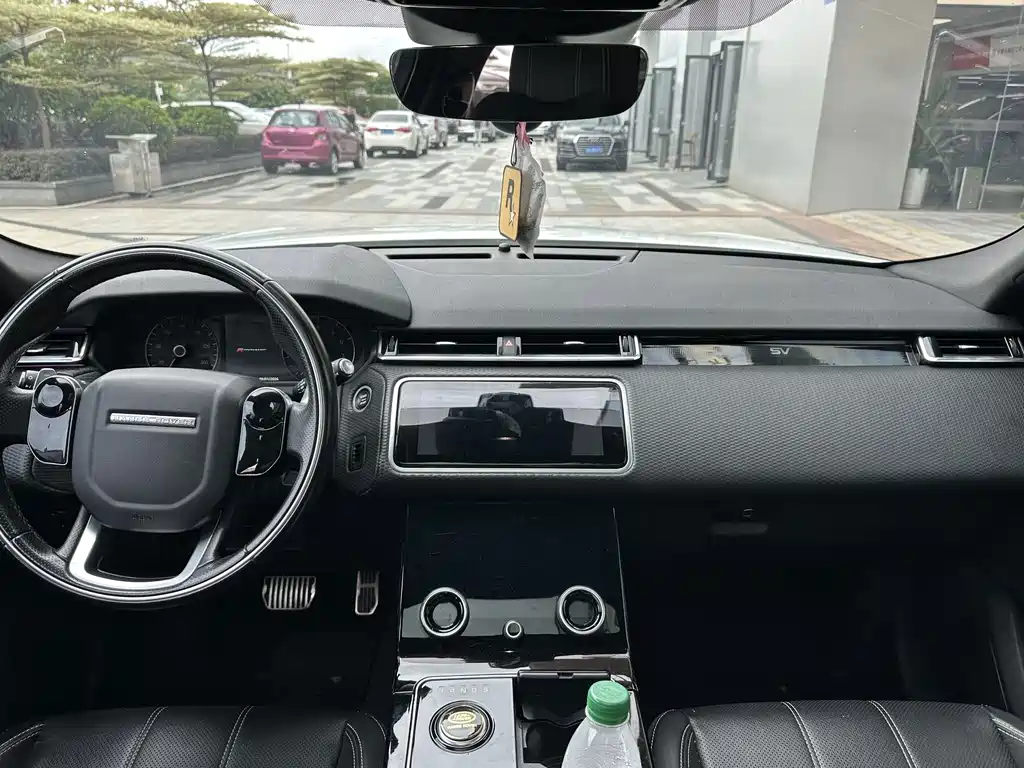 Land Rover Velar — миниатюра 7