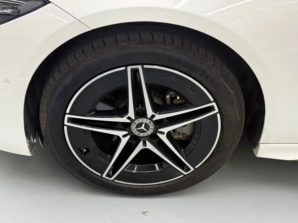 Mercedes-Benz C-Class — миниатюра 29