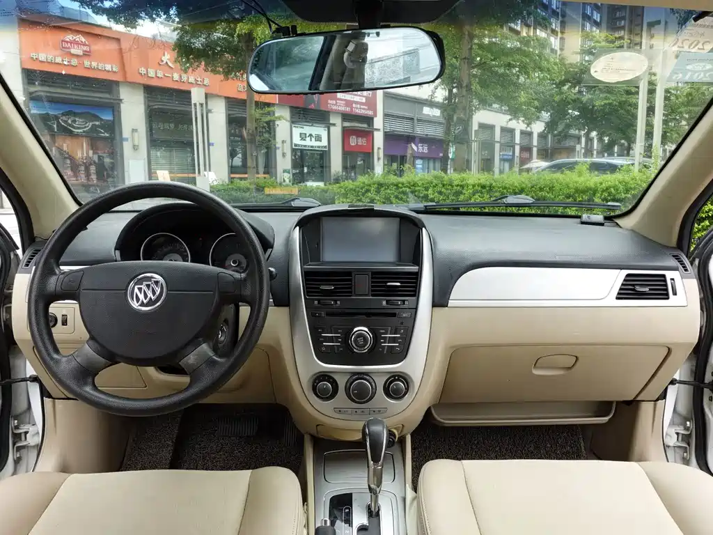 Buick Excelle — миниатюра 12