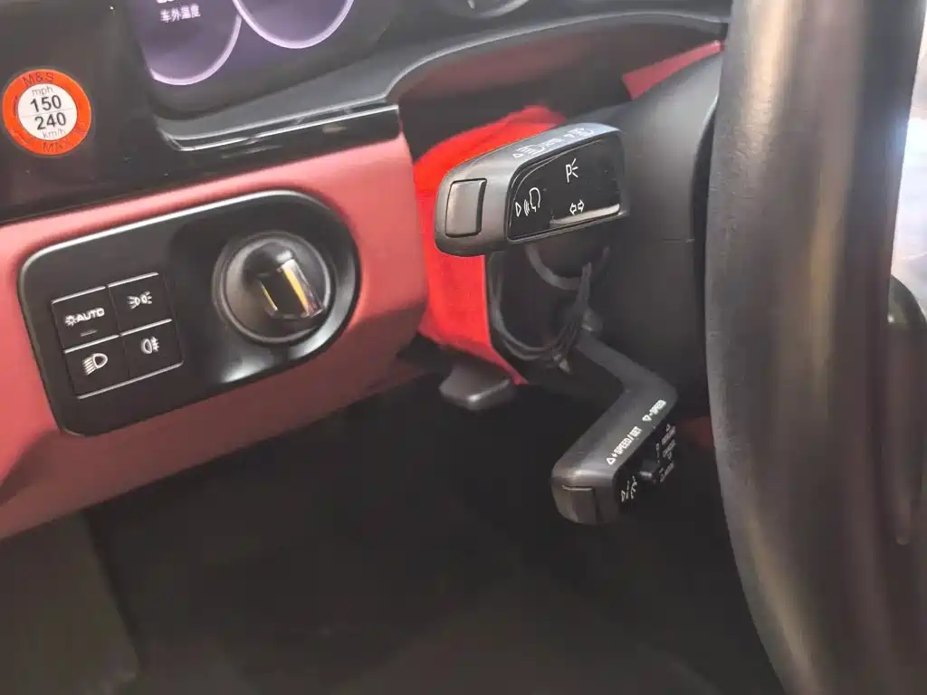 Porsche Cayenne Hybrid — миниатюра 7