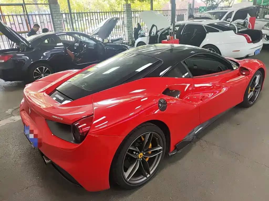 Ferrari 488 — миниатюра 2